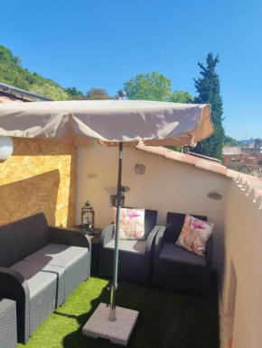 Appartement de 2 chambres avec terrasse amenagee et wifi a Bedarieux